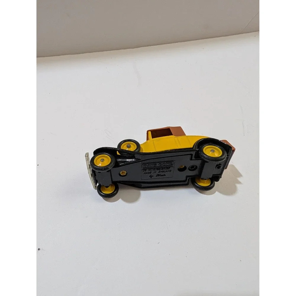 Lledo Days Gone Vintage Diecast Model Car Yellow Brown Coupe Made in England